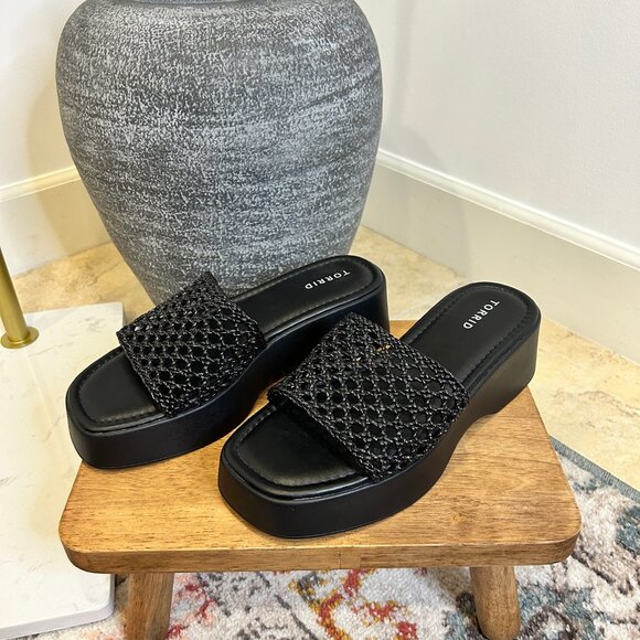 Torrid Black Platform Leather Braided Sandals - Picture 2 of 2